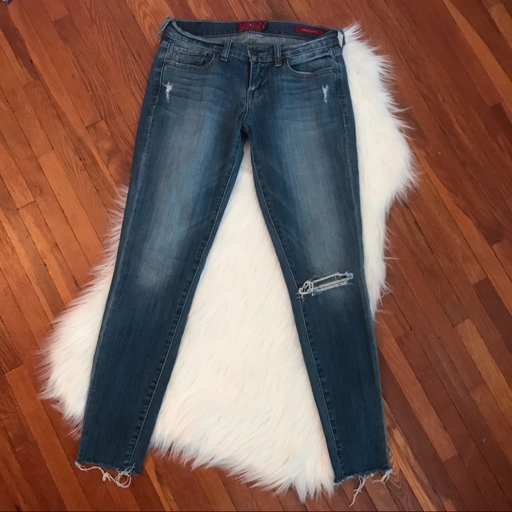 Lucky Brand Charlie Skinny Jeans Distressed 0/25